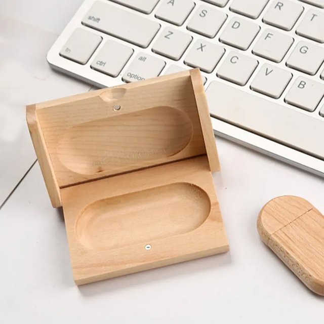 Oval 16 GB Creative Design Wooden USB Flash Drive